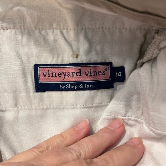 Vineyard Vines Boys Embroided Santa Whale Club Holiday khaki pants - Picture 3 of 3